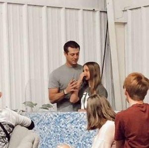 Meet your Posher, Hallee